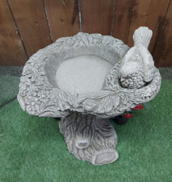 Stone Cast 'bird Nest' Design Garden Birdbath - thumbnail 6