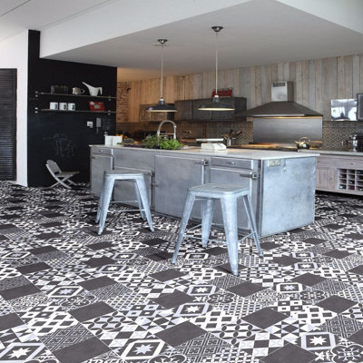 Designer Grey & White Slip Resistant Vinyl Flooring For Kitchen, Living Room & Dining Room 7M X 4M (28M²) - image 1