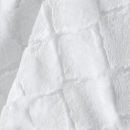 Catherine Lansfield Downstairs Living Cosy Diamond Soft 130X170Cm Blanket Throw White - thumbnail 2