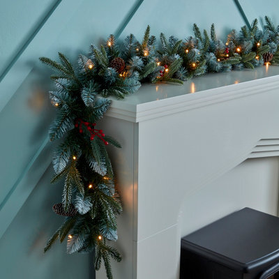 1.83M Blitzen Green Pre-Lit Christmas Garland - Battery-Powered - image 1