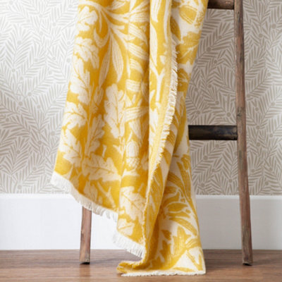 Morris & Co Acorn Jacquard Throw, Gold, 130 X 170Cm - image 1