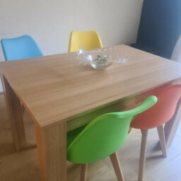 Kosy Koala Oak Effect Dining Table Set With 4 Mix Plastic Chairs Dining Room Furniture - thumbnail 5