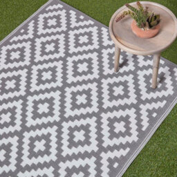 Homescapes Outdoor Rug Waterproof Reversible Garden Rug, 180 X 270 Cm, Grey & White, 100% Recycled, Zoe Geometric - thumbnail 2