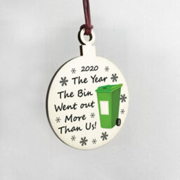Red Ocean Funny Lockdown Wooden Bauble Christmas Tree Decoration Family Gift Home Decor - thumbnail 4
