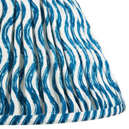 Loops Elegant 30Cm Handcrafted Marlin Blue Tapered Cylinder Lamp Shade With Pleated Design - thumbnail 3
