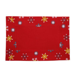 Homescapes Cotton Christmas Red Snowflake Pack Of 2 Placemats - thumbnail 2