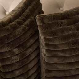 Ohs 2 X Faux Fur Thick Rib Cushion Covers - Chocolate - thumbnail 2