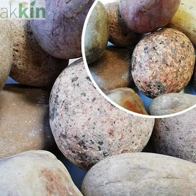 Decorative Scottish Beach Cobbles 100-75mm 25Kg