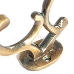 Hammer and Tongs Hammer & Tongs Ornamental Hat & Coat Hook - W30mm X H130mm - Brass - thumbnail 3