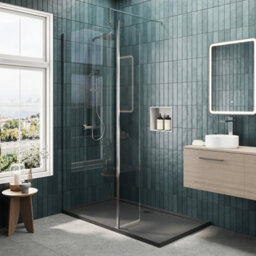 Balterley 8mm Glass Walk In Wetroom Screen And Hinged Return Screen With Chrome Profile And Grey Shower Tray - 1400 X 900mm - thumbnail 2