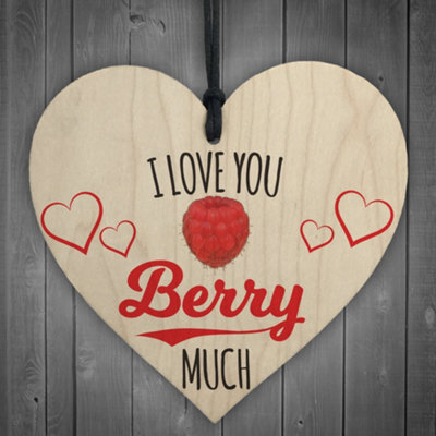 Red Ocean Love You Berry Much Wooden Hanging Heart Plaque - image 1