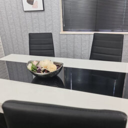 Dining Set Of 4 Kitchen Dining Table And 4 Chairs White Black Dining Table With 4 Black Leather Chairs Kosy Koala - thumbnail 5