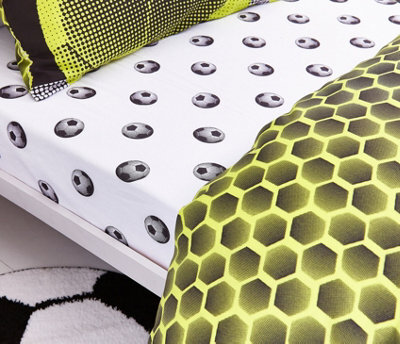 Catherine Lansfield Kids Bedroom Football Fitted Sheet 25Cm Depth Black And White - image 1