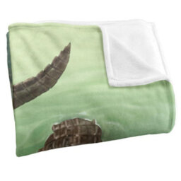 Royce Mcclure Silky Swamp Alligators Supersoft Blanket Multicoloured (152Cm X 127Cm) - thumbnail 3