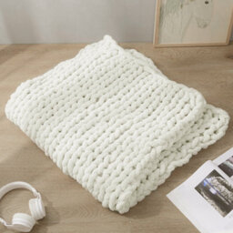 Living And Home Warm Fluffy Soft Stretchable Chunky Knit Handwoven Chenille Throw Blanket 150Cm L X 100Cm W Milk White - thumbnail 2