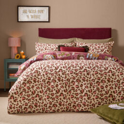furn. Furn Wild Card Reversible Duvet Cover Set, Burgundy, Super King - thumbnail 2