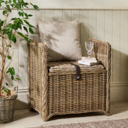 Dibor Traditional Style Woven Indoor Bench And Storage Trunk
