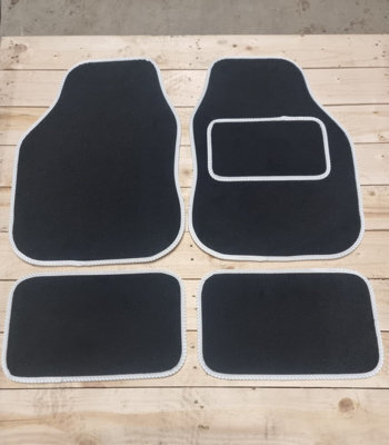 Universal White Car And Van Floor Mats 4 Piece Non Slip Carpet Set With Black Edging - image 1