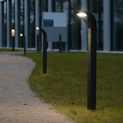 CGC Lighting Diana - Cgc Dark Grey Curved Outdoor Led Post Light - image 1