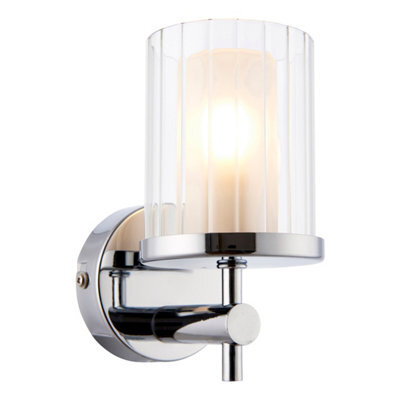 Bubly Bathrooms Britton Ip44 Bathroom Wall Light - Chrome Finish With Ridged Glass Shade, Dimmable & Led Compatible