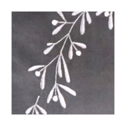 Ivyline Slate Velvet Mistletoe Tree Skirt D80Cm - thumbnail 4