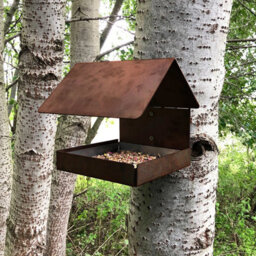 Jake's Farm Yard Wall Mount & Tree Mounted Rustic Steel Bird Feeder With Galvanised Feed Tray - Rusts Over Time - 24Cm X 21Cm X 22 - thumbnail 4
