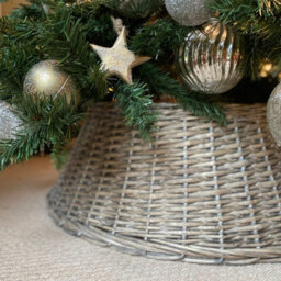 Garden Selections Large Grey Wicker Christmas Tree Skirt Base Surround Present Guard - thumbnail 3