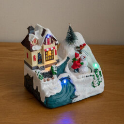 Samuel Alexander 14Cm Animated Frostys Snow Led Village Scene Christmas Decoration - thumbnail 9