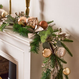 Dibor Metallic Magic Bauble Xmas Table Decoration Christmas Garland 1.8M