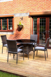 Sh&g Heaton 4 Seat Dining Table Set - 5 Piece Round Table & Chairs - Brown Rattan With Grey Cushions - Indoor & Outdoor - thumbnail 4