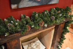 Snowtime 270Cm Snow King Fir Garland With 240 Tips And 14 Cones - thumbnail 3