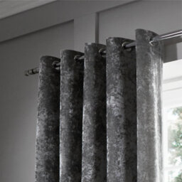 Catherine Lansfield Living Crushed Velvet 66X72 Inch Eyelet Curtains Two Panels Silver - thumbnail 2