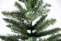 Shatchi 5Ft Slim Pine Green Tree Christmas Holiday Festive Xmas Home Decorations With Pencil Point Tips - thumbnail 3