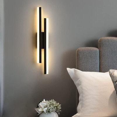 Pheashine Black Led Wall Light 16W 3000K Warm Acrylic Long Design 220V - image 1