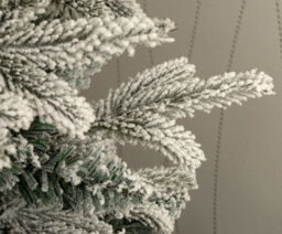 Garden Store Direct Lapland Snow Covered Pre-Lit Christmas Tree 5Ft Warm White Leds - thumbnail 5