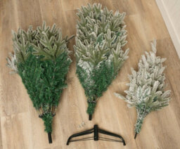 Garden Store Direct Lapland Snow Covered Pre-Lit Christmas Tree 5Ft Warm White Leds - thumbnail 6