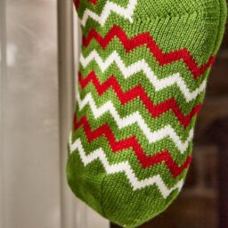 Dibor Traditional Festive Zig Zag Knitted Xmas Gift Decoration Christmas Stocking For Kids - thumbnail 2