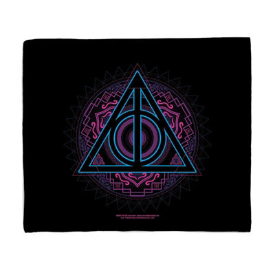 Zavvi Harry Potter Deathly Hallows Fleece Blanket