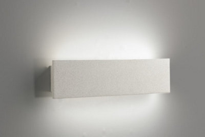 Luminosa Lighting Luminosa Parker Outdoor Led Up Down Light White, Ip65 600Lm 4000K 40X10.2X4.5Cm