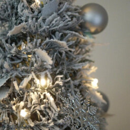 7Ft Pre-Lit Pop Up Frosted Christmas Tree With Assorted Silver Baubles & 200 Warm White Led Lights - H210 X 83Cm Diameter - thumbnail 6