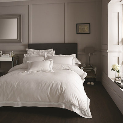 Gc Gaveno Cavailia Sheer Elegance Duvet Cover Bedding Set Double 3Pc White/grey With Matching Pillowcases - image 1