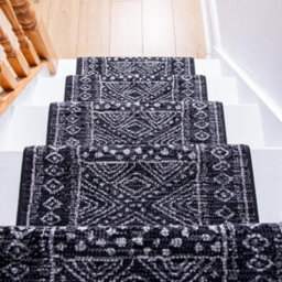 Afrikans Black Stair Runner Carpet Runner Rug - thumbnail 4