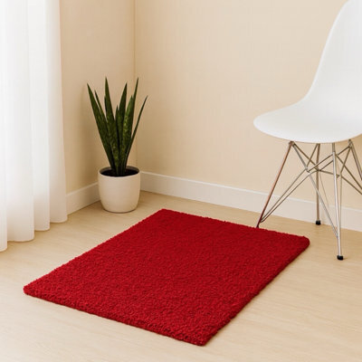 Uetian Red Shaggy Rug Small Soft Pile Rug For Doorway Bedside Nursery Area (60 X 110 Cm) - image 1