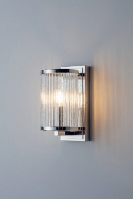 Anson Lighting Tampa Wall Light Finished In Bright Nickel Plate And Ribbed Bubble Glass - image 1