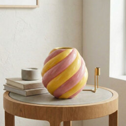 Garden Greatness Relica Swirl Flower Decorative Vase - thumbnail 2