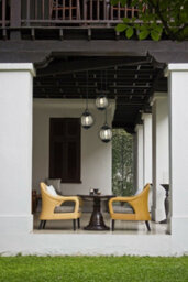 Stylish Outdoor Ip44 1 Bulb Chain Lantern Light In Textured Black With Led E27 60W - thumbnail 2