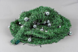 Shatchi 4Ft / 120Cm Pre-Lit Pop Up Christmas Tree With Leds And Silver Baubles - thumbnail 6