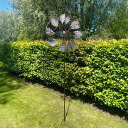 Primrose Metal Leaf Kinetic Wind Spinner In Gold 65Cm - thumbnail 2