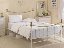 Lancashire Textiles Luxury Goose Feather & Down 4.5 Tog King Duvet Hypoallergenic  For Comfortable And Sound Sleep - thumbnail 2
