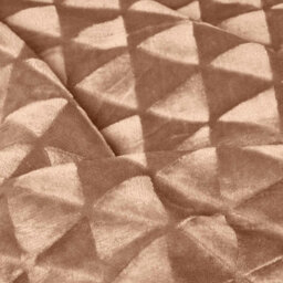 Homescapes Light Brown Geometric Triangle Velvet Throw 130 X 160 Cm - thumbnail 4